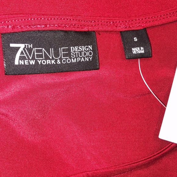 7th Avenue Design Studio size small top - Picture 3 of 4